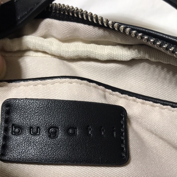 Bugatti crossbody bag with adjustable strap. NWT - Picture 5 of 7